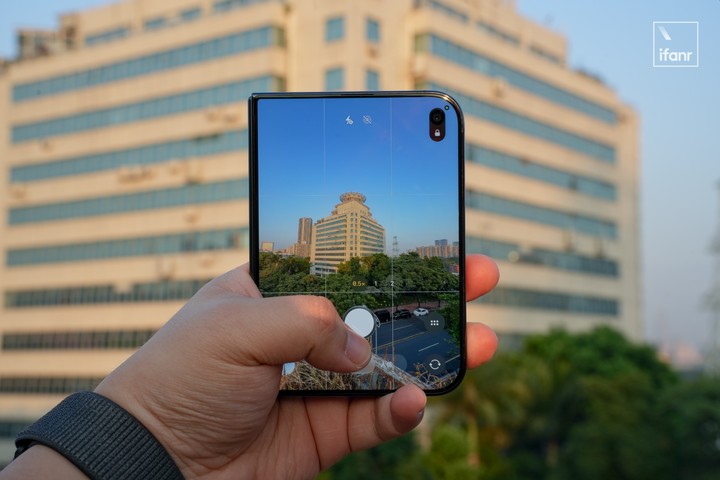 首发｜我们用了一周的 iPhone Duo，这里有你关心的一切