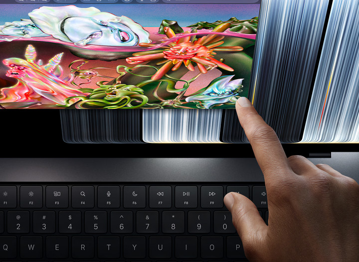 顶配 11.26 万!触屏 MacBook Pro 终于来了,乔布斯可能有话说